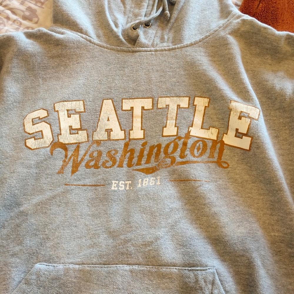 Seattle Washington gray hoodie sweatshirt